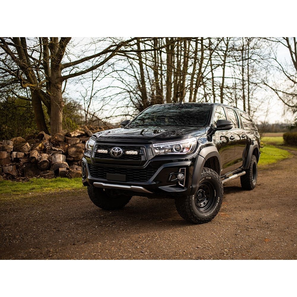 KIT Calandre ST4-Evo HILUX 2017-2020 LAZER – Eclairage 4x4 Premium